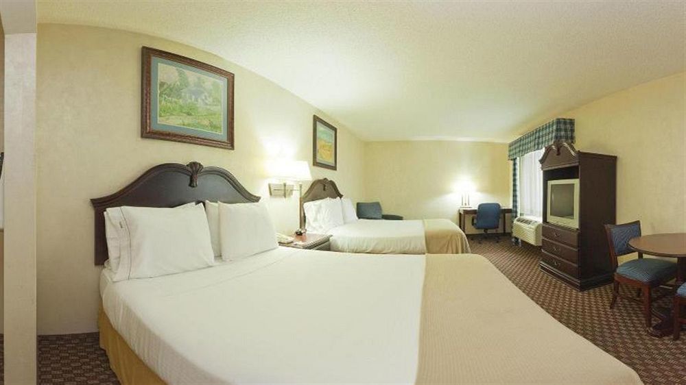 Holiday Inn Express Hotel & Suites Frankfort By Ihg Экстерьер фото
